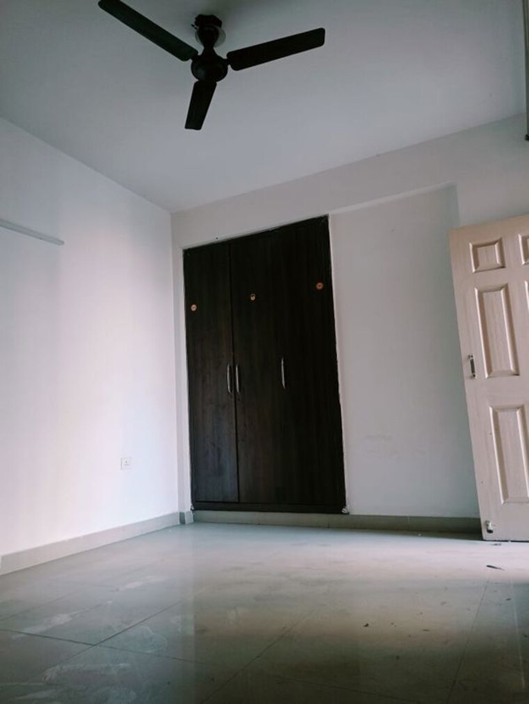 Room, supertech-cape-town 2 Bedroom 1150 Sq.Ft. Apartment In Sector 74 Noida 9794806