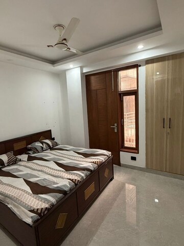 Bedroom in 1 BHK Builder Floor at Saket – for Rent