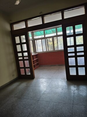 Room in 2 BHK Apartment at Ip Extension – for Sale