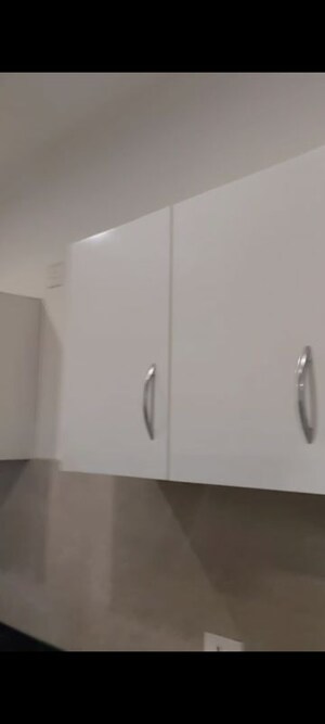 Room in 3 BHK Apartment at Rishita Manhattan, Gomti Nagar – for Rent