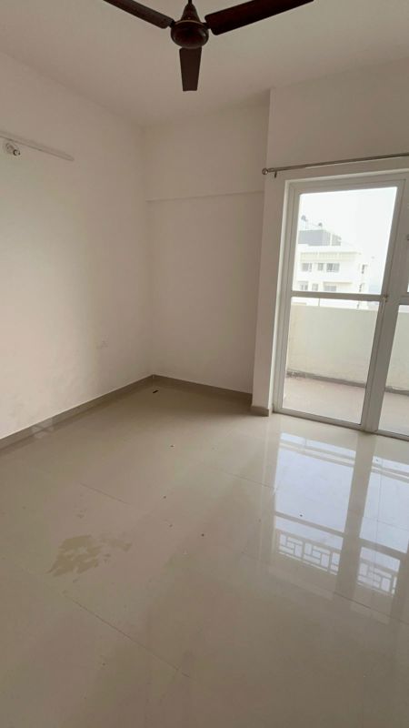 3 BHK + Pooja Room 1250 Sq.Ft. Apartment in Godrej Greens