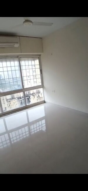 Bedroom in 2 BHK Apartment at Poddar Shri Ganesh Apartment, Goregaon West – for Rent