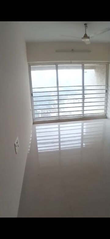 Living Room in 2 BHK Apartment at Poddar Shri Ganesh Apartment, Goregaon West – for Rent