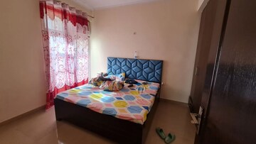 Bedroom in 2.5 BHK Apartment at Amrapali Princely Estate, Sector 76 – for Rent