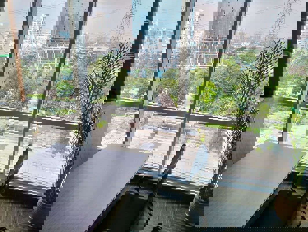 Office Space For Rent in Emaar The Palm Square