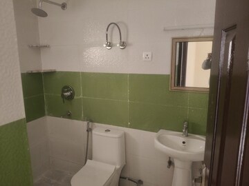 Bathroom in 2 BHK Apartment at Supertech Cape Town, Sector 74 – for Rent