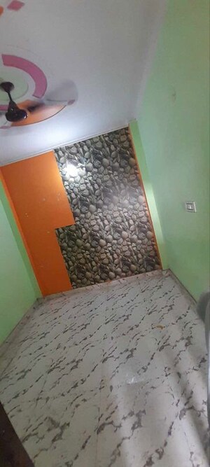 1 RK Builder Floor For Sale in Sant Nagar