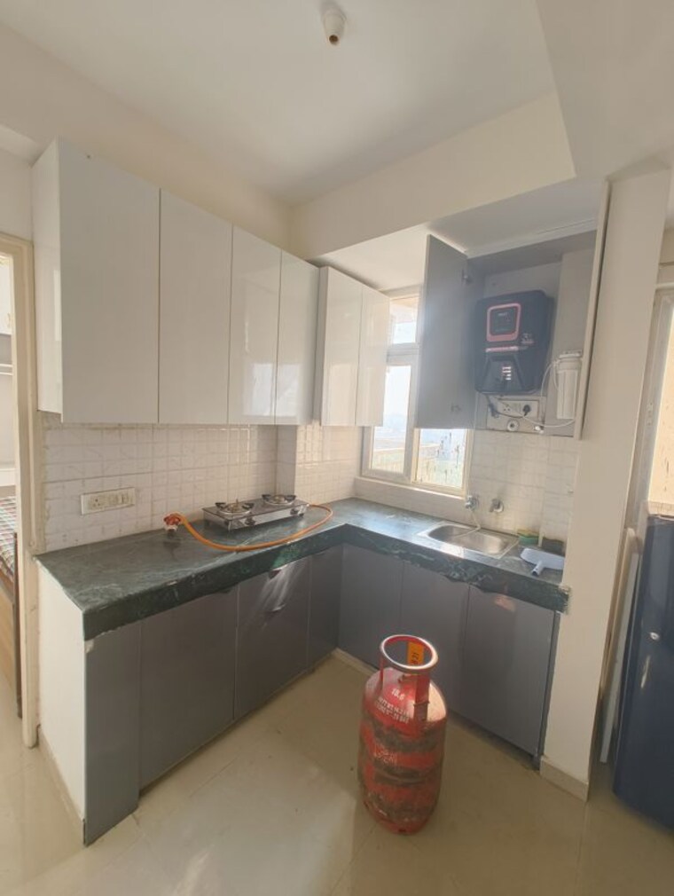 Kitchen, shree-vardhman-green-court 1 Bedroom 432 Sq.Ft. Apartment In Sector 90 Gurgaon 9794899