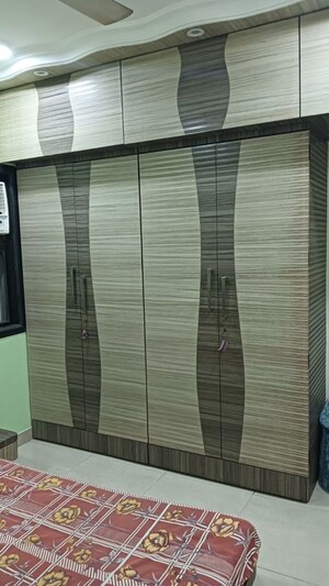 Room in 2 BHK Apartment at Harshail Flamingo Apartments, Malad West – for Rent