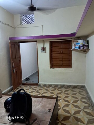 Room in 1 BHK Independent House at Bajrangpura – for Rent