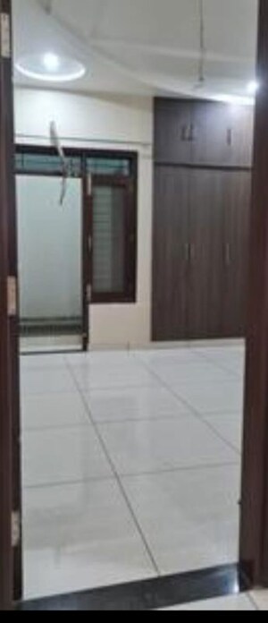 Room in 2 BHK Independent House at Viram Khand – for Rent