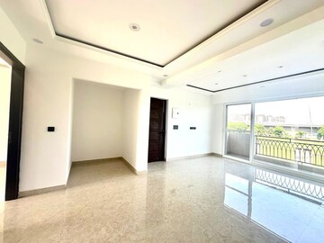 Room in 3 BHK Apartment at Patiala Road – for Sale