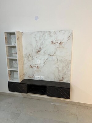 Furnished Amenities in 3.5 BHK Builder Floor at Smart World Gems, Sector 89 – for Sale