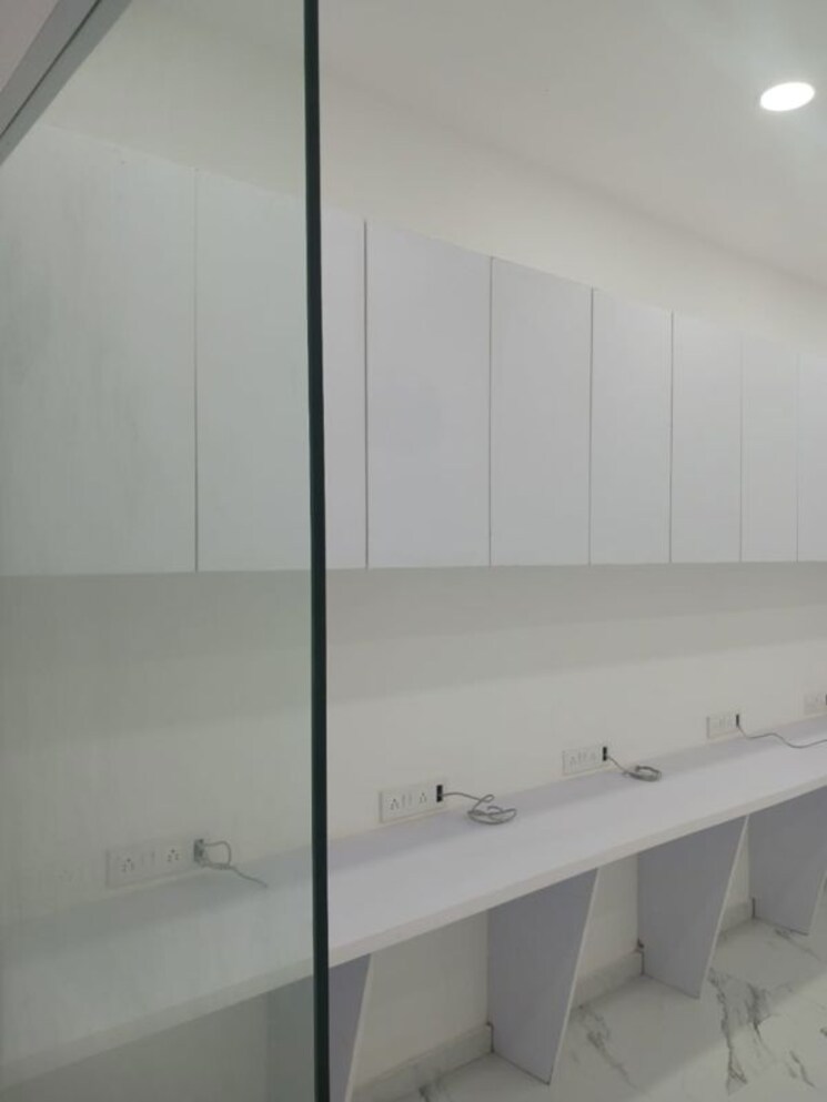 Team Area, mulund west Commercial Office Space 500 Sq.Ft. In Mulund West Mumbai 9794991