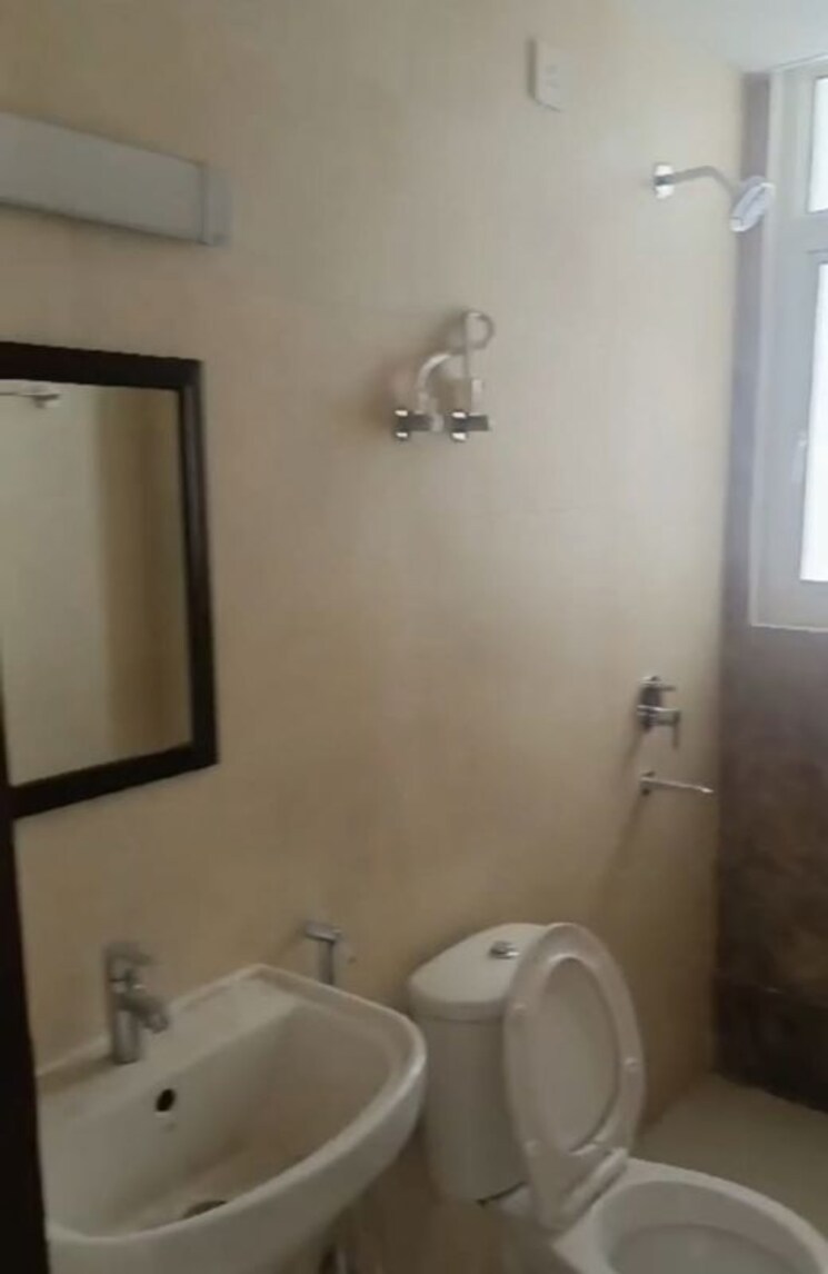 Bathroom, omaxe-waterscapes 3 Bedroom 1635 Sq.Ft. Apartment In Gomti Nagar Lucknow 9794999