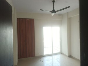 Room in 2 BHK Apartment at Newtech La Palacia, Tech Zone 4 Greater Noida – for Rent