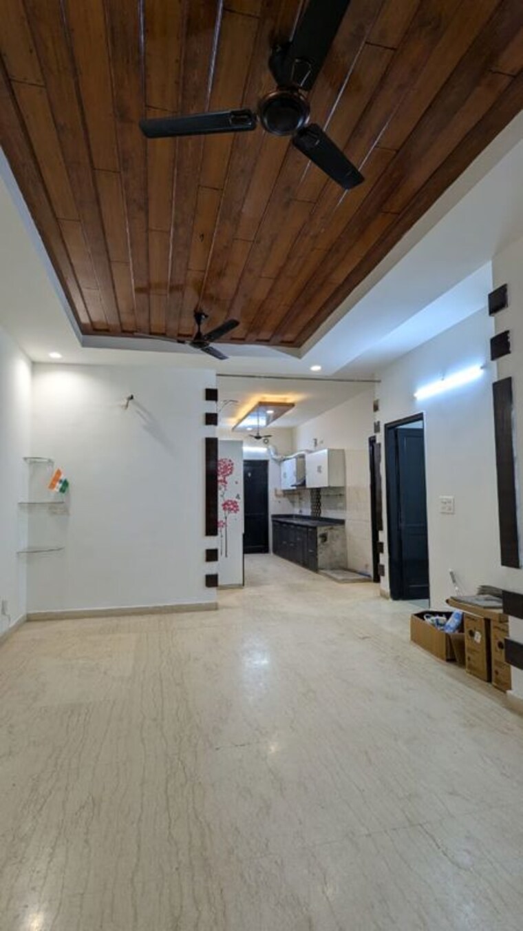 Room, sector 21d 4 Bedroom 3208 Sq.Ft. Builder Floor In Sector 21d Faridabad 9795052