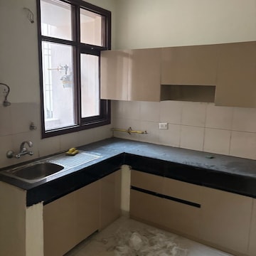 Kitchen in 3.5 BHK Builder Floor at Sector 1 Wave City – for Rent