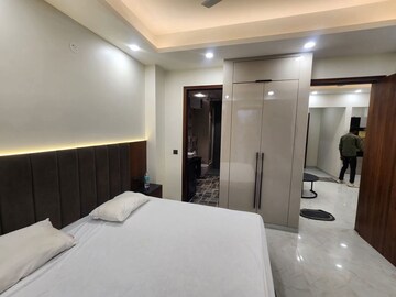 Room in 2 BHK Apartment at Sukh Residency, Sector 17 – for Rent