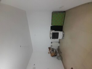 Room in 2 BHK Apartment at Dal Dal Seoni – for Sale