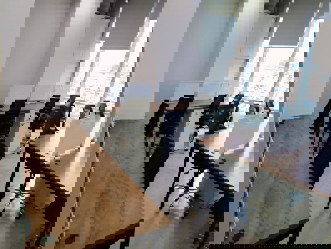 Office Space For Rent in Emaar The Palm Square