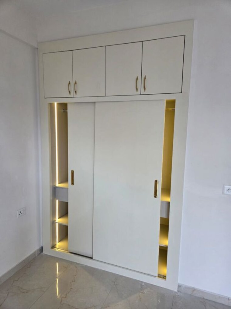 Room, smart-world-gems 2.5 Bedroom 1194 Sq.Ft. Builder Floor In Sector 89 Gurgaon 9795095