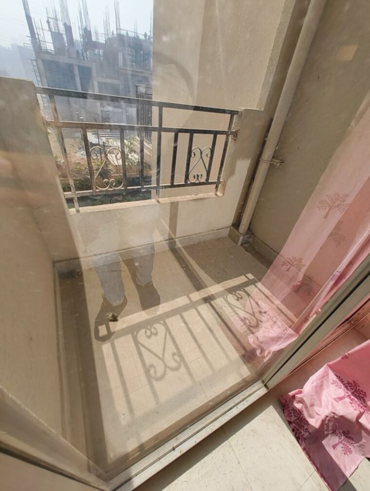 Balcony, signature-global-proxima 2 Bedroom 674 Sq.Ft. Apartment In Sector 89 Gurgaon 9795097