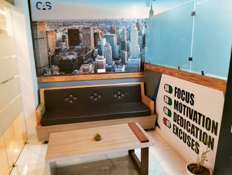 Team Area, emaar-the-palm-square Commercial Office Space 1000 Sq.Ft. In Sector 66 Gurgaon 9795115