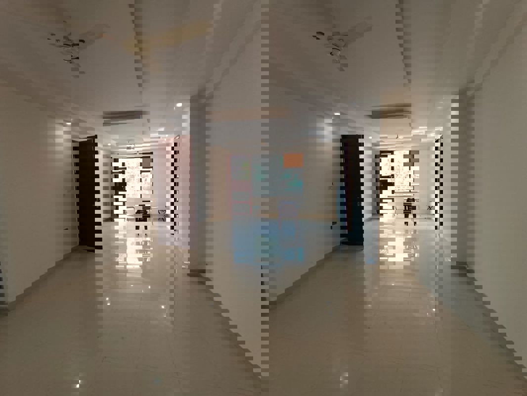 3 BHK Builder Floor For Rent in RWA Residential Society Sector 46