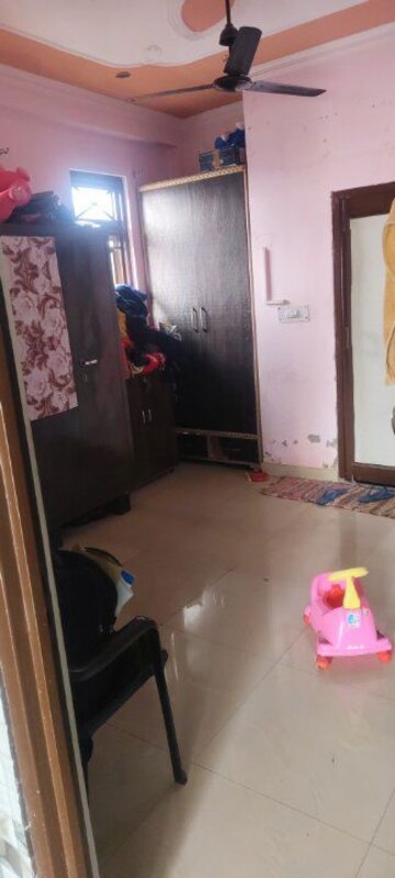 Living Room in 2 BHK Builder Floor at Surya Enclave Ghaziabad, Bulandshahr Road Industrial Area – for Sale