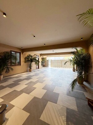 Parking in 4 BHK Independent House at Nirman Nagar – for Sale