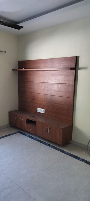 Furnished Amenities in 2 BHK Builder Floor at Happy Homes BTM Layout, Btm Layout – for Rent