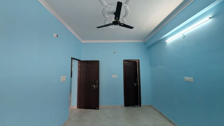 Room, vipul khand 2 Bedroom 1000 Sq.Ft. Apartment In Vipul Khand Lucknow 9795159