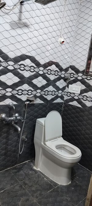 Balcony in 2 BHK Builder Floor at Happy Homes BTM Layout, Btm Layout – for Rent