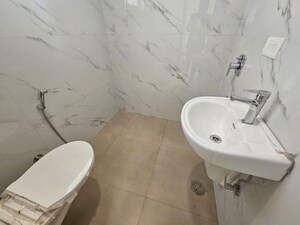 Bathroom in 3 BHK Apartment at Patiala Road – for Sale