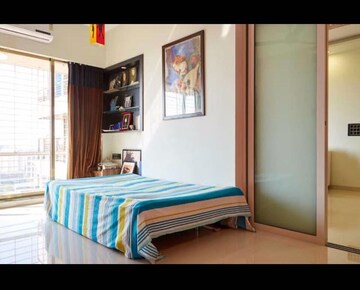 Bedroom in 2 BHK Apartment at Shiv Darshan Tower Malad West, Malad West – for Rent