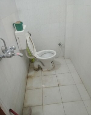 Bathroom in 1 BHK Villa at Aliganj – for Rent
