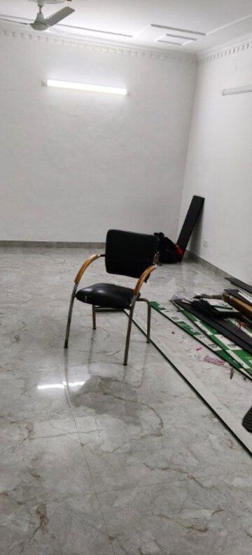 Room in 2 BHK Independent House at RWA Apartments Sector 41, Sector 41 – for Rent