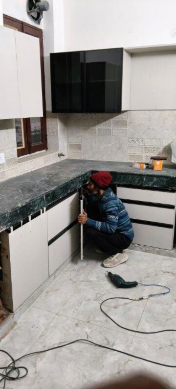 Kitchen in 2 BHK Independent House at RWA Apartments Sector 41, Sector 41 – for Rent