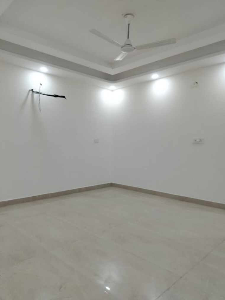Room, vasant kunj 3 Bedroom 1700 Sq.Ft. Apartment In Vasant Kunj Delhi 9795288