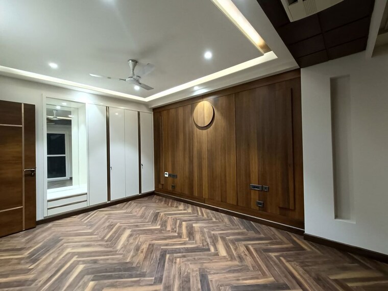 Bedroom, dlf phase i 4 Bedroom 402 Sq.Yd. Builder Floor In Dlf Phase I Gurgaon 9769413