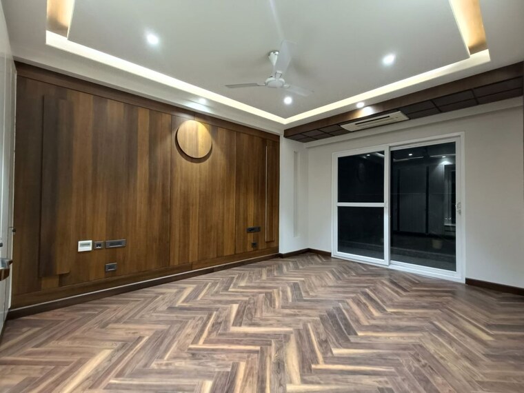 Bedroom, dlf phase i 4 Bedroom 402 Sq.Yd. Builder Floor In Dlf Phase I Gurgaon 9769413