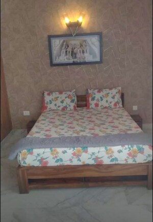 Bedroom in 1 RK Apartment at Vibhuti Khand – for Rent
