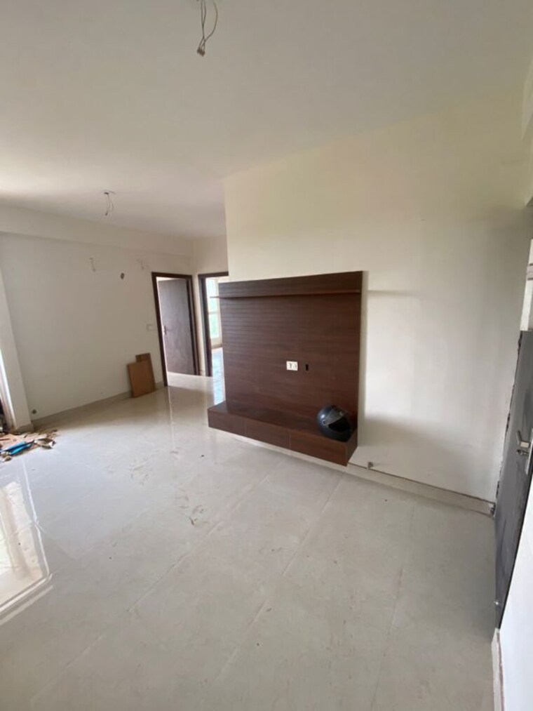 Room, signature-global-proxima 2 Bedroom 674 Sq.Ft. Apartment In Sector 89 Gurgaon 9795327