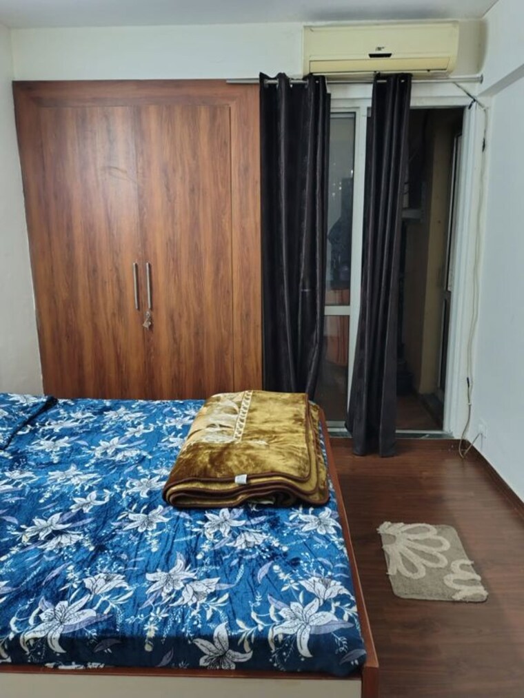 Bedroom, jaypee-greens-kosmos 2 Bedroom 850 Sq.Ft. Apartment In Sector 134 Noida 9795328