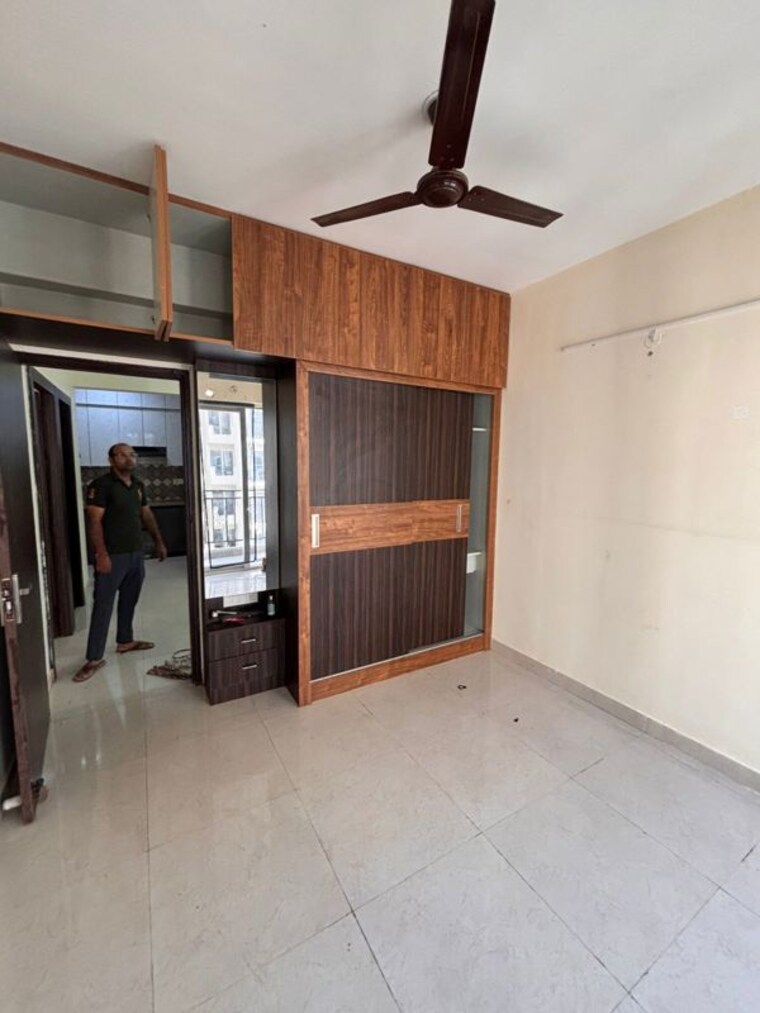 Room, signature-global-proxima 2 Bedroom 674 Sq.Ft. Apartment In Sector 89 Gurgaon 9795316