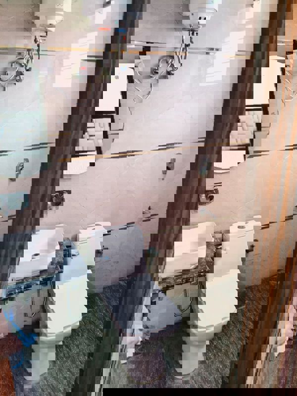 2.5 BHK + Servant Room Builder Floor For Rent in Sushant Lok II