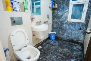 Bathroom in 2.5 BHK Apartment at Arihant Amber, Sector 1 Greater Noida – for Rent