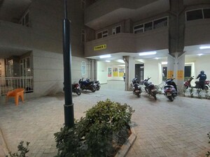 Parking in 2 BHK Apartment at Pyramid Heights, Sector 85 – for Rent