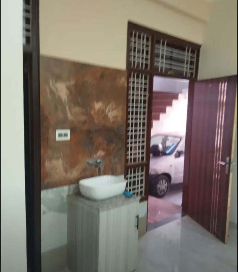Bathroom, the mall avenue 3 Bedroom 1620 Sq.Ft. Apartment In The Mall Avenue Lucknow 9795369